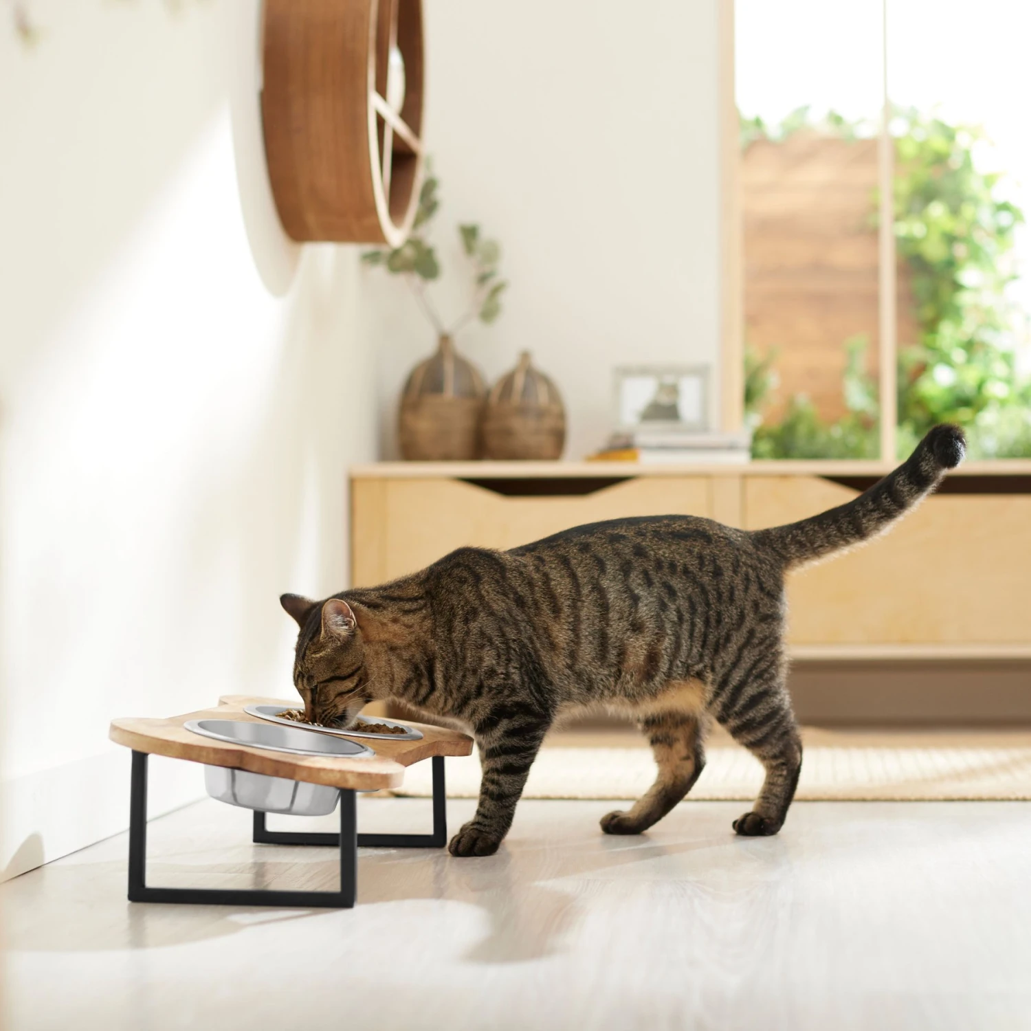 Frisco Premium Wood Elevated Bone Shape Stainless Steel Double Diner Dog & Cat Bowl, 3 Cup 6 Frisco Premium Wood Elevated Bone Shape Stainless Steel Double Diner Dog & Cat Bowl, 3 Cup - Image 4