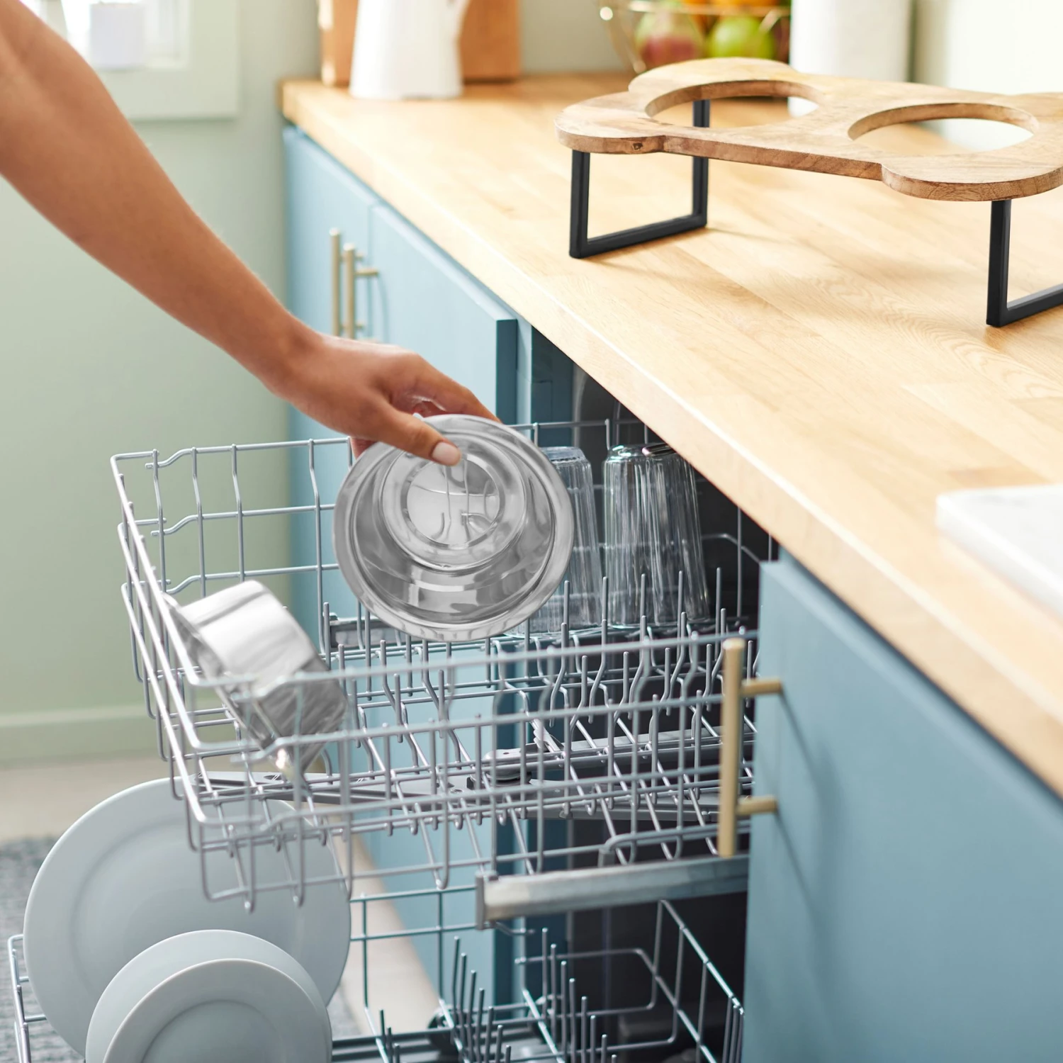 Frisco Premium Wood Elevated Bone Shape Stainless Steel Double Diner Dog & Cat Bowl, 3 Cup 8 Frisco Premium Wood Elevated Bone Shape Stainless Steel Double Diner Dog & Cat Bowl, 3 Cup - Image 6